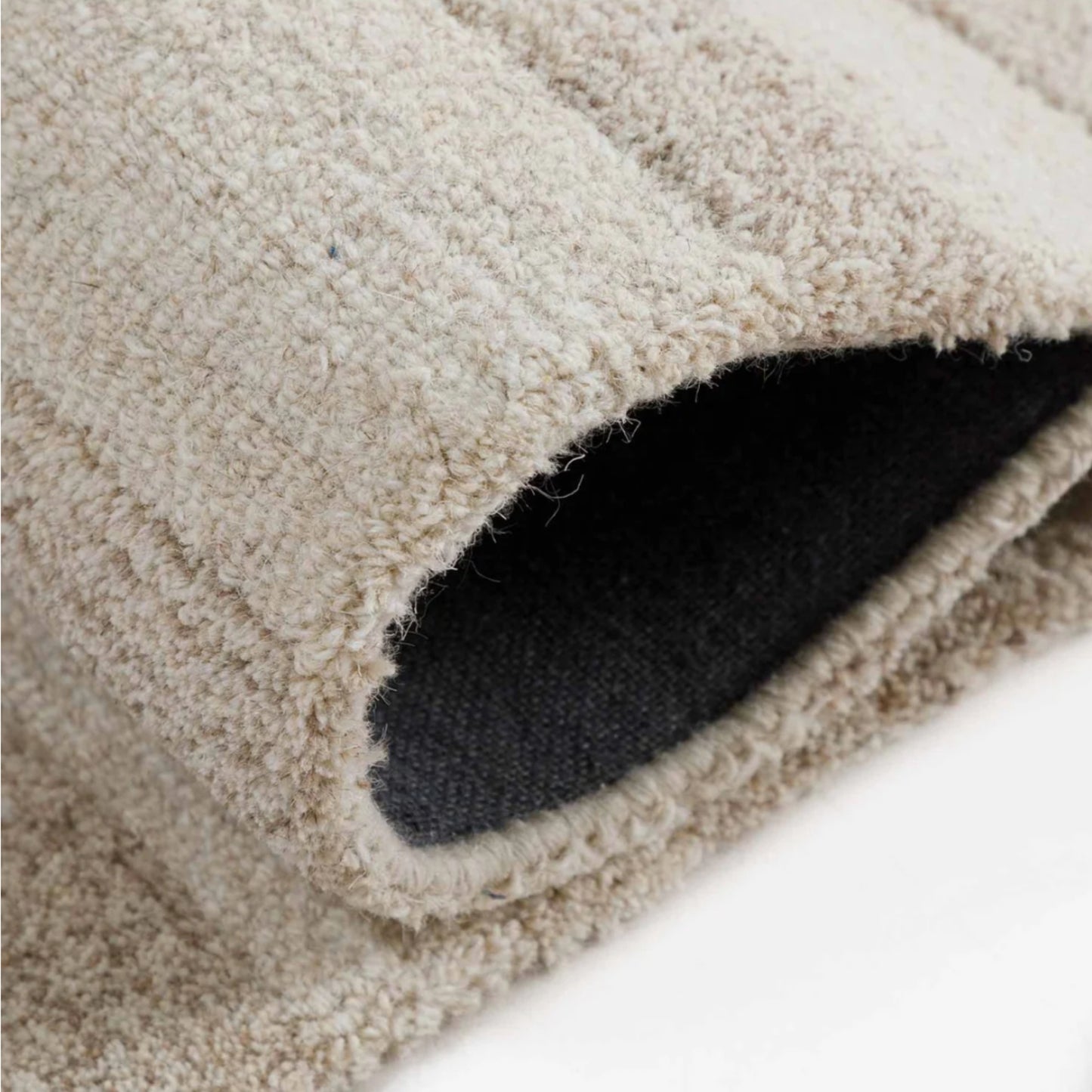 Modern design pattern tafted rug