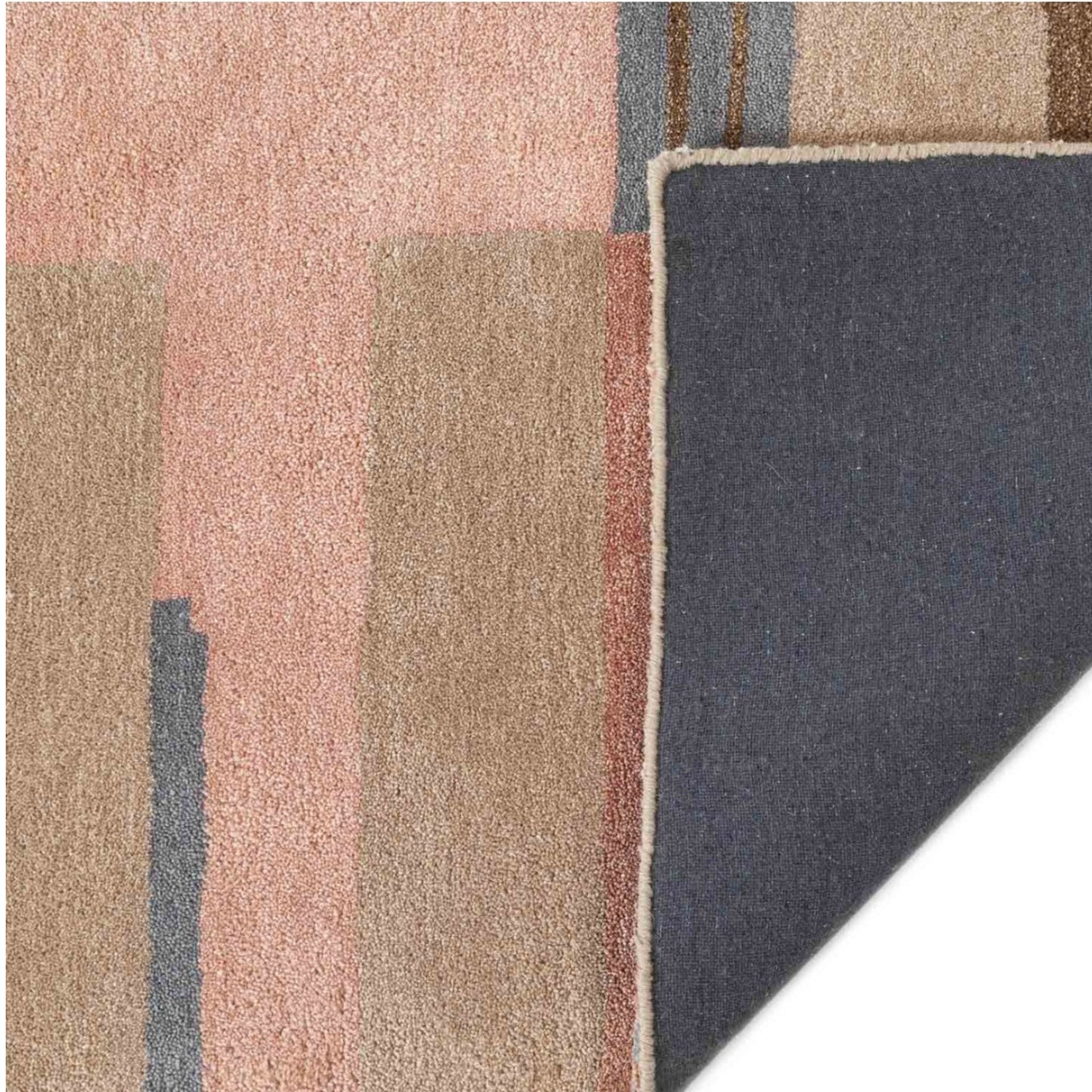 Modern design pattern tafted rug