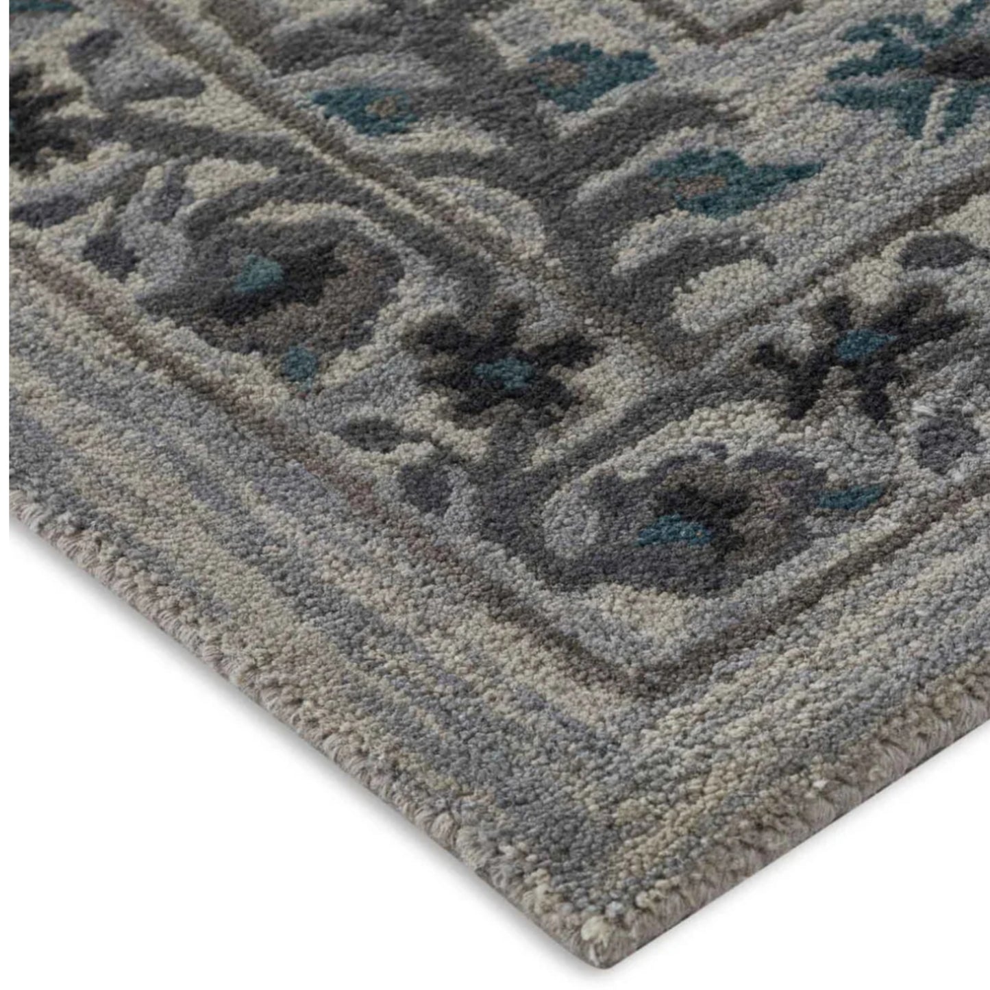 Persian design pattern tafted rug