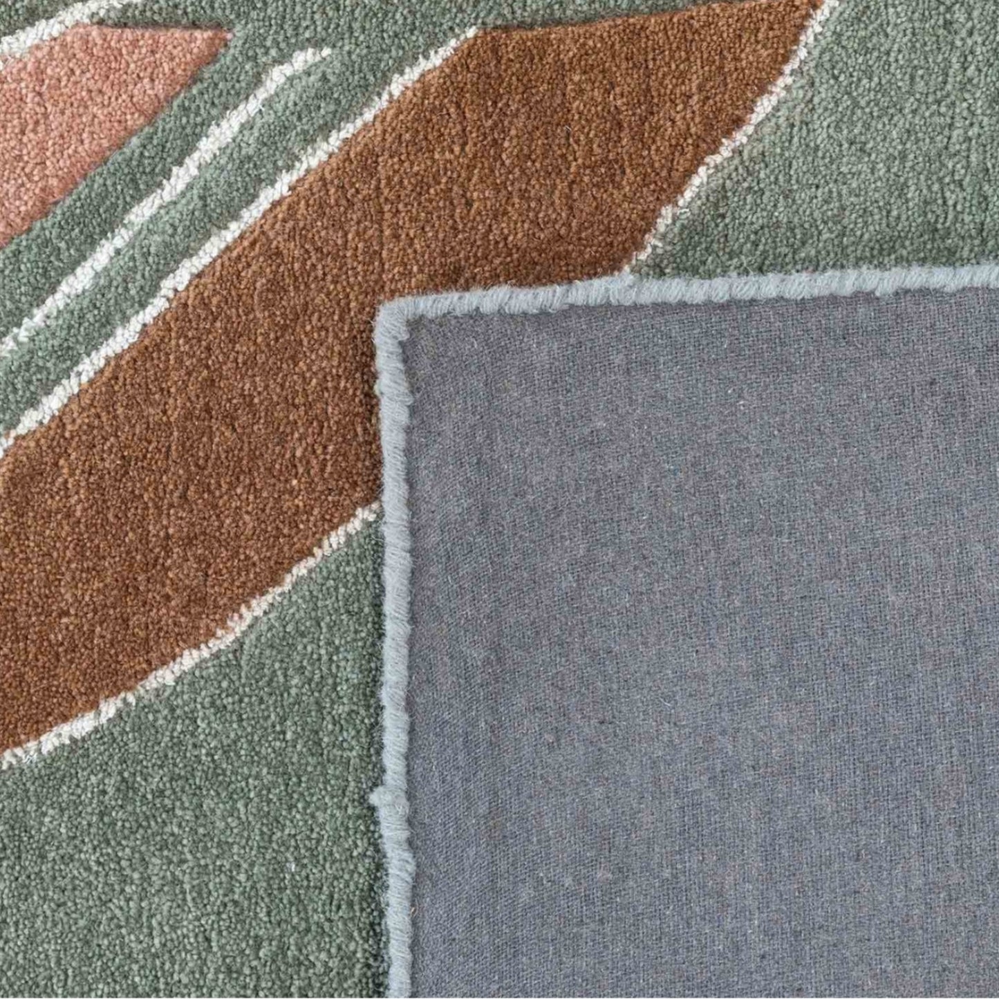 Modern design pattern tafted rug