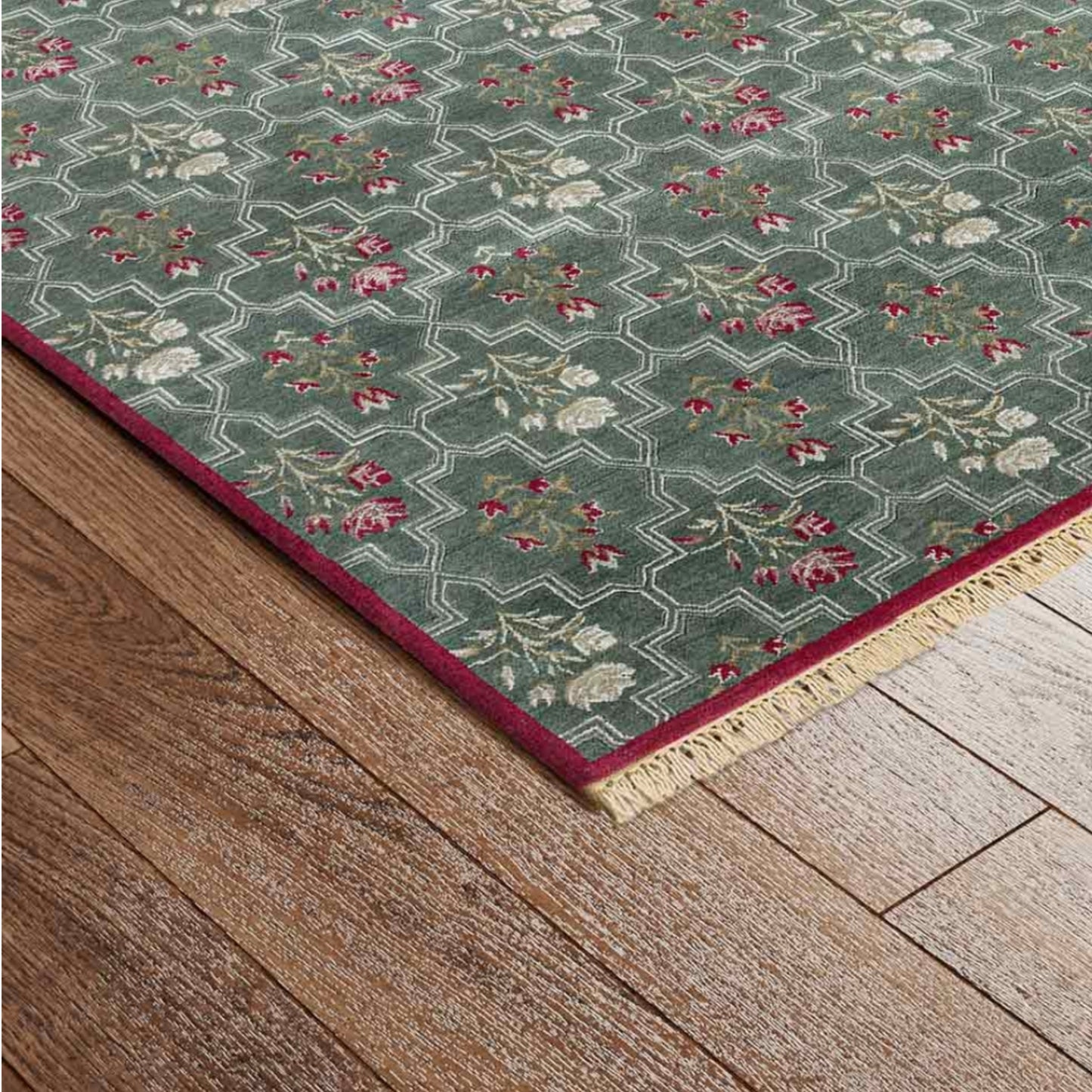 Persian design pattern Hand Knotted