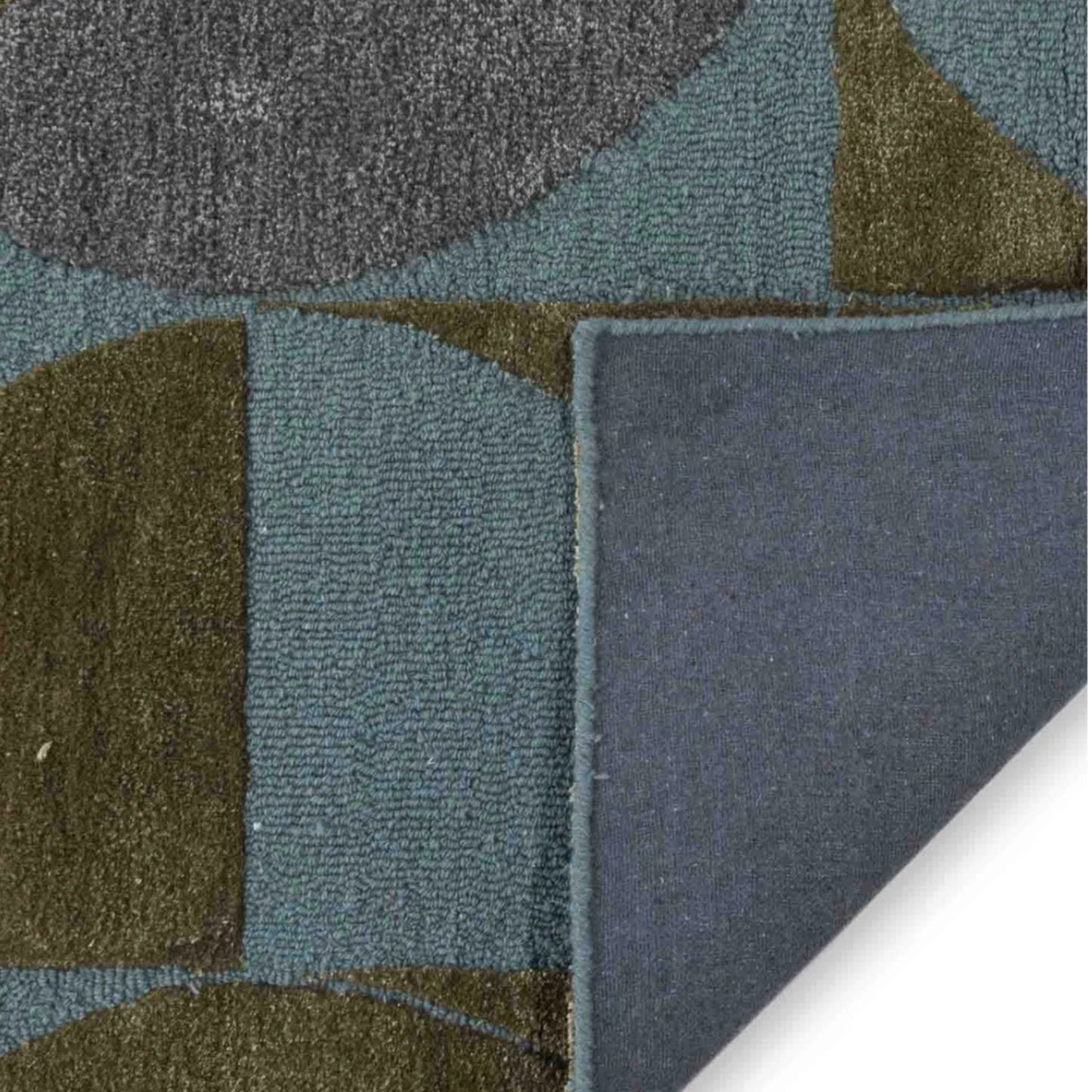 Modern design pattern tafted rug