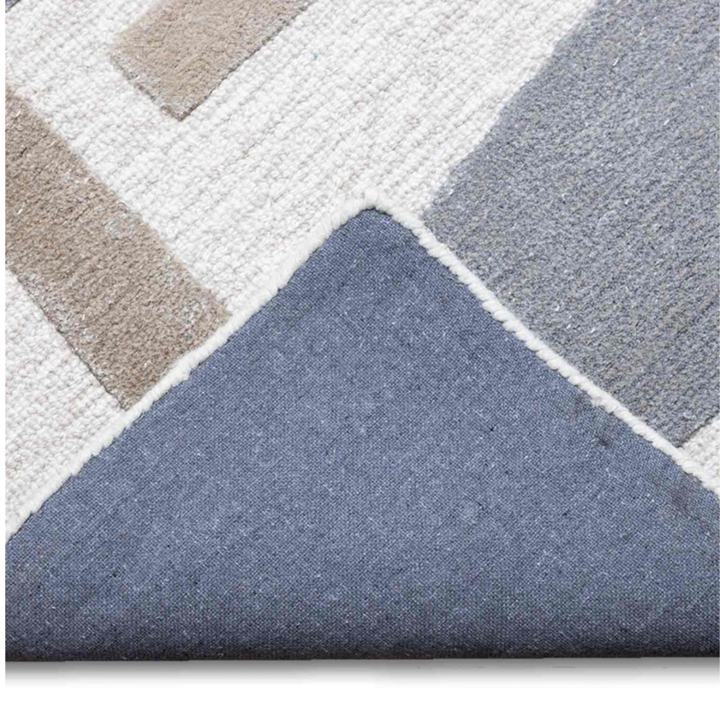 Modern design pattern tafted rug