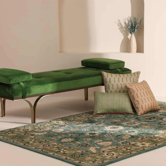 Persian design pattern tafted rug