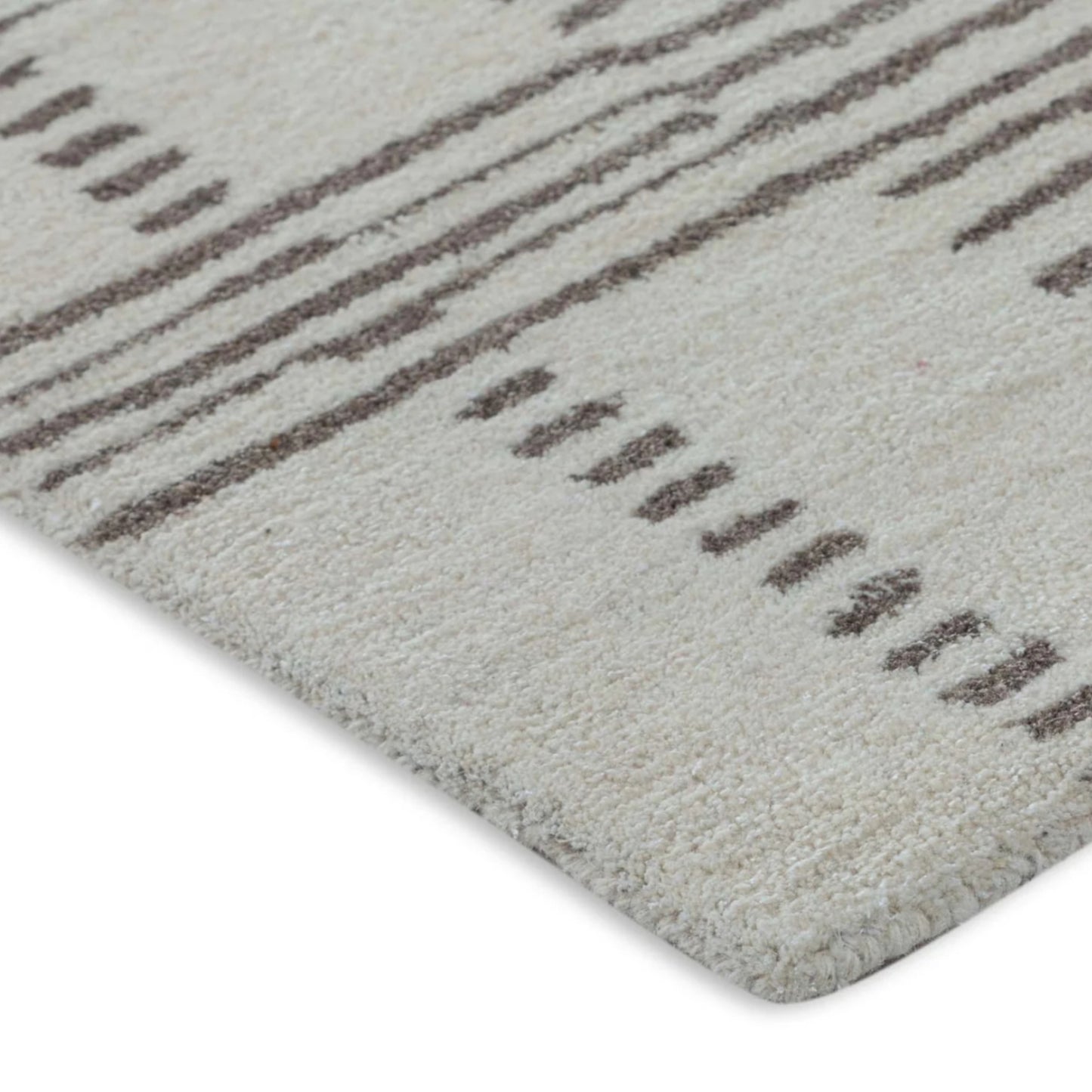 Modern design pattern tafted rug