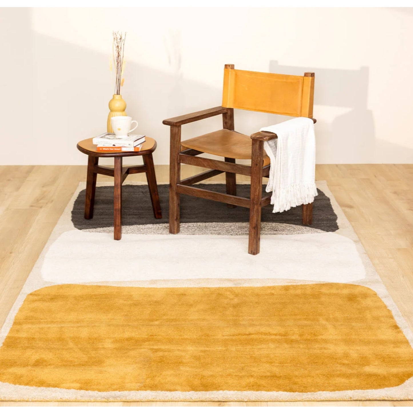 Modern design pattern tafted rug