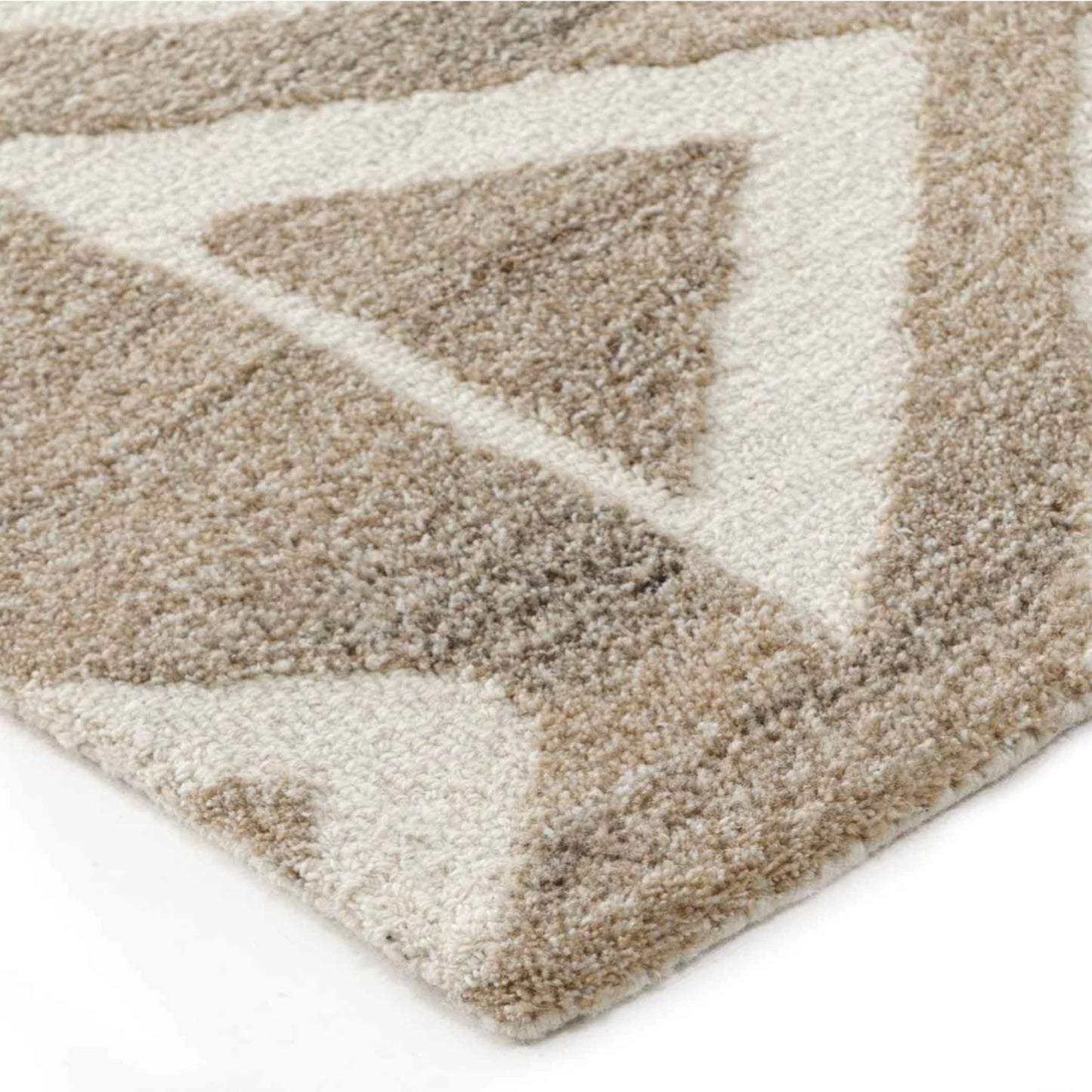 Modern design pattern tafted rug