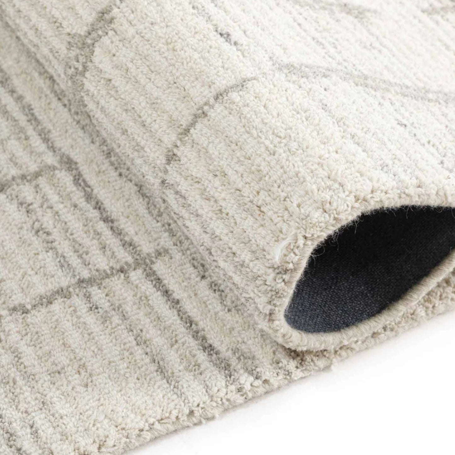 Modern design pattern tafted rug