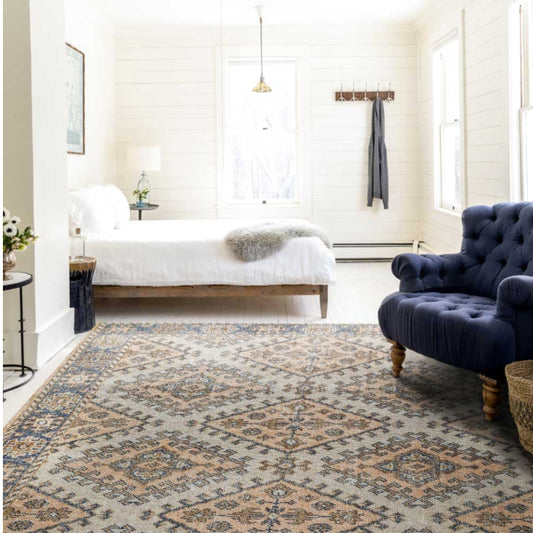 Persian design pattern Hand Knotted