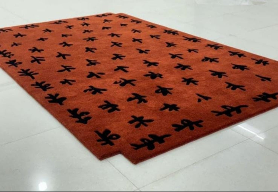 Persian design pattern tafted rug